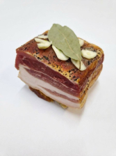 Грудинка по-алтайски соленая  в/у ~1,8кг  Колбасное Подворье